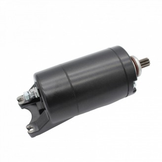 Motores de Arranque | El motor de arranque es el componente eléctrico que hace girar el cigüeñal para poner en marcha el motor, evitando el arranque a patada. Unas escobillas gastadas o un portaescobillas defectuoso suelen causar un arranque difícil o nulo.Aquí encuentras motores de arranque y portaescobillas para scooters y motos de varias cilindradas, de marcas como MAGNETI MARELLI, RMS, WAI, ARROWHEAD, OKYAMI, MITSUBA, Rms Classic y DUCATI ENERGIA. Para elegir la pieza correcta, comprueba el modelo y el año de tu vehículo, o compara el código original marcado en el motor que vas a sustituir.