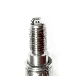 Candela Ngk ER9EH-6NSTOCK Nr.1673 per PIAGGIO Vespa S/LX 50 4T 4V 08- e altri modelli Olii e lubrificanti NGK