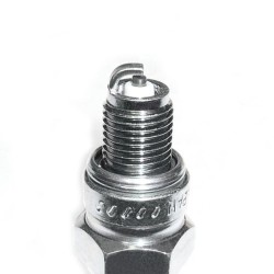 Candela Ngk LR8BSTOCK Nr.6208 per KTM 65 SX 09- e altri modelli Öle und Schmierstoffe NGK