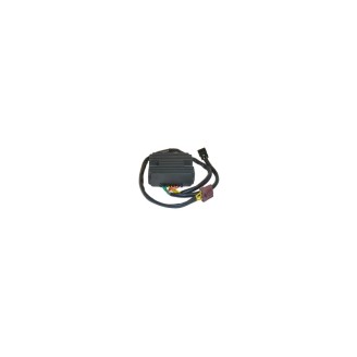 Régulateurs | Le régulateur de tension contrôle la charge envoyée par l'alternateur à la batterie et évite les surtensions qui endommagent le circuit électrique. Un régulateur défectueux entraîne une batterie à plat, des feux instables ou une charge absente, une panne électrique fréquente sur moto et scooter.Cette catégorie regroupe des régulateurs pour scooters, routières, customs et Ape Car, des marques MAGNETI MARELLI, RM STATOR, WAI, ELECTROSPORT, SUN, OKYAMI, TOURMAX et RMS, ainsi que des diodes régulatrices pour alternateurs. Pour choisir la bonne pièce, vérifiez le modèle et l'année de votre engin, ou comparez le code d'origine avec celui indiqué sur la fiche produit.