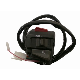 Autre | Cette catégorie regroupe des composants électriques qui n'entrent pas dans une famille précise, mais restent utiles pour l'entretien de l'installation électrique d'une moto ou d'un scooter: compteurs de vitesse, contacteurs de stop et de clignotants, vannes thermostatiques, cosses faston et lamelles.L'assortiment comprend des pièces RMS et Rms Classic, ainsi que des articles Magneti Marelli, Evok, Okyami, Siem, Ecie et des produits de marque Altro. Pour choisir la bonne pièce, vérifiez le modèle et la cylindrée de votre véhicule, les mesures indiquées sur la fiche ou comparez le code d'origine avec celui indiqué dans l'annonce.