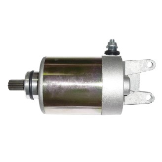 Anlasser | Der Anlasser ist das elektrische Bauteil, das die Kurbelwelle zum Starten des Motors dreht und den Kickstart ersetzt. Abgenutzte Kohlebürsten oder ein defekter Bürstenhalter führen oft zu schwerem oder ausbleibendem Anlassen.Hier finden Sie Anlasser und Bürstenhalter für Roller und Motorräder verschiedener Hubraumklassen, von Marken wie MAGNETI MARELLI, RMS, WAI, ARROWHEAD, OKYAMI, MITSUBA, Rms Classic und DUCATI ENERGIA. Prüfen Sie Modell und Baujahr Ihres Fahrzeugs oder vergleichen Sie den Originalcode auf dem auszutauschenden Anlasser, um das passende Teil zu wählen.