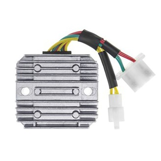 Régulateurs | Le régulateur de tension contrôle la charge envoyée par l'alternateur à la batterie et évite les surtensions qui endommagent le circuit électrique. Un régulateur défectueux entraîne une batterie à plat, des feux instables ou une charge absente, une panne électrique fréquente sur moto et scooter.Cette catégorie regroupe des régulateurs pour scooters, routières, customs et Ape Car, des marques MAGNETI MARELLI, RM STATOR, WAI, ELECTROSPORT, SUN, OKYAMI, TOURMAX et RMS, ainsi que des diodes régulatrices pour alternateurs. Pour choisir la bonne pièce, vérifiez le modèle et l'année de votre engin, ou comparez le code d'origine avec celui indiqué sur la fiche produit.