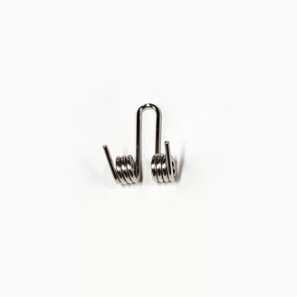 Pièces Originales | Pour votre moto, seules les pièces d'origine garantissent un ajustement parfait et des performances optimales. Amotorbike.com propose une sélection soignée de pièces OEM pour motos et scooters de toutes les grandes marques. Les pièces d'origine sont fabriquées selon les spécifications exactes du constructeur, assurant sécurité, fiabilité et durabilité.