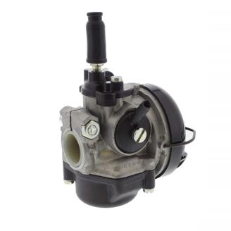 Kraftstoffsystem | Die Bauteile des Kraftstoffsystems steuern die Zufuhr des Kraftstoffs zum Motor, von der Gemischbildung im Vergaser bis zur elektronischen Einspritzung. Düsen, Nadel, Schwimmerkammer und Einspritzdüse bestimmen das Luft-Kraftstoff-Verhältnis und wirken sich auf Ansprechverhalten, Verbrauch und Leerlauf aus.Im Sortiment finden sich Vergaser und Düsen von Dell'Orto, Keihin und Evok, Einspritzdüsen von Magneti Marelli, Filter und Benzinhähne von RMS und Rms Classic sowie Teile von Tourmax und EBC. Für die richtige Wahl prüfen Sie Modell und Hubraum des Motorrads, die Kennung des verbauten Vergasers oder der Einspritzdüse und bei Düsen die auf dem Originalcode angegebene Größe.