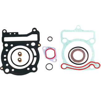 Dichtungen | Dichtungen sorgen für die Abdichtung zwischen den Motorbauteilen und verhindern Öllecks oder Kompressionsverlust zwischen Kurbelgehäuse, Zylinder, Kopf und Statordeckel. Sie sind Verschleißteile, die bei jeder Motoröffnung erneuert werden müssen, sei es bei der normalen Wartung oder bei einer Motorrevision.Das Sortiment umfasst Statordichtungen, komplette Dichtungssätze für Motor und Top-End, Zylinderfuß- und Auspuffdichtungen sowie Dichtungspapier in verschiedenen Stärken zum Zuschneiden. Erhältlich sind die Marken Artein, RMS, RMS Classic, Evok, Goetze und Athena. Die Auswahl erfolgt nach Modell und Hubraum des Fahrzeugs, nach benötigter Stärke oder anhand der Original-Teilenummer.