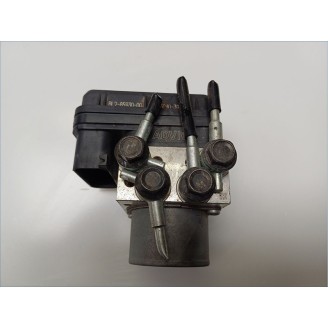 Repuestos originales usados | Descubre los recambios originales usados en AMotorbike: componentes testados y garantizados para motos y scooters. Ahorra sin comprometer la seguridad.