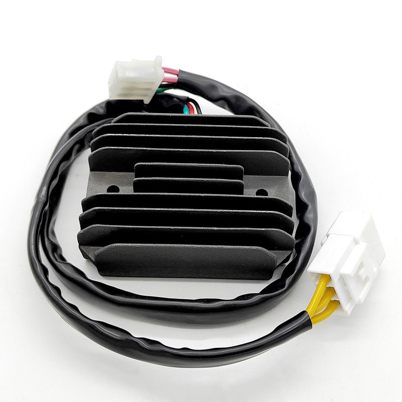 Regulador Silverwing 600 02-06 para HONDA Silverwing 600 02-06 Reguladores MAGNETI MARELLI