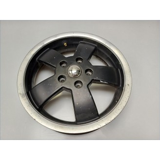 Original Used Spare Parts | Discover used original parts at AMotorbike: tested and guaranteed components for motorcycles and scooters. Save money without compromising safety.