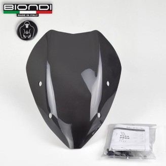 Parabrisas y Cúpulas | Los parabrisas y cúpulas protegen al conductor del viento y mejoran la aerodinámica del scooter o la moto. Reducen la resistencia del aire durante la marcha y disminuyen la fatiga en trayectos largos, disponibles en versión alta, baja o ahumada según el uso.El catálogo incluye parabrisas, cúpulas y kits de fijación de las marcas FACO y BIONDI, para modelos como Honda SH, Piaggio Zip y MP3, Yamaha YZF-R 125, Peugeot Geopolis y Fantic Scrambler. Para elegir la pieza correcta conviene comprobar el modelo y el año de la moto, la cilindrada y, cuando esté disponible, el código original indicado en la ficha del producto.