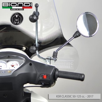 Windschilde und Verkleidungsscheiben | Windschilde und Verkleidungsscheiben schützen den Fahrer vor Fahrtwind und verbessern die Aerodynamik von Roller oder Motorrad. Sie verringern den Luftwiderstand während der Fahrt und mindern die Ermüdung auf längeren Strecken, erhältlich in hoher, niedriger oder getönter Ausführung je nach Einsatz.Das Sortiment umfasst Windschilde, Verkleidungsscheiben und Montagekits der Marken FACO und BIONDI, passend für Modelle wie Honda SH, Piaggio Zip und MP3, Yamaha YZF-R 125, Peugeot Geopolis und Fantic Scrambler. Für die richtige Wahl sollte man Modell und Baujahr des Fahrzeugs, den Hubraum und, wenn vorhanden, die Originalnummer auf der Produktseite prüfen.