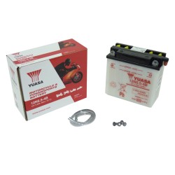 Batteria Yuasa 12N5,5-4B per KAWASAKI 400 Mach II nd e altri modelli Baterías de plomo-ácido YUASA