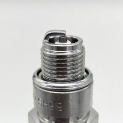 Candela Ngk B6HS-5STOCK Nr.6154 Small engine NGK