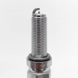 Candela Ngk SILMAR10C9SSTOCK Nr.95468 per HONDA CBR 00 RR SP2 nd Zündkerzen NGK