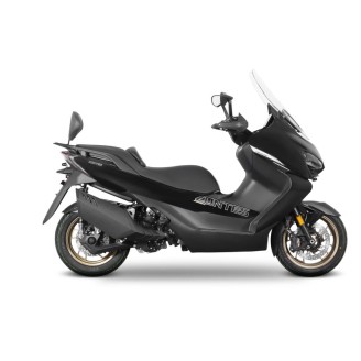 Satteltaschen und Top-Cases | Motorcycle and scooter bags and top cases, perfect for carrying all your essentials with practicality and style. Explore our selection of functional and durable accessories.