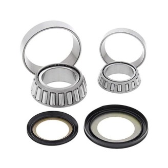 Kits de Révision | Les kits de révision regroupent joints, bagues d'étanchéité, joints toriques et petites pièces nécessaires pour remettre en état moteur, étriers de frein, pompes à eau et d'embrayage. Ils permettent d'arrêter les fuites d'huile, de liquide de frein ou de liquide de refroidissement dues à l'usure.Le catalogue propose des kits de joints moteur, des kits de révision d'étrier de frein, des pompes à eau et d'embrayage, des manchons d'admission et des bagues d'étanchéité dans les mesures courantes, avec des marques comme TOURMAX, CENTAURO, ARIETE, Frenkit, MAGNETI MARELLI, GRIMECA, WRP et OKYAMI. Le choix se fait selon le modèle de la moto, le code d'origine ou les mesures exactes de la pièce.